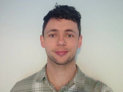 A photo of Tom