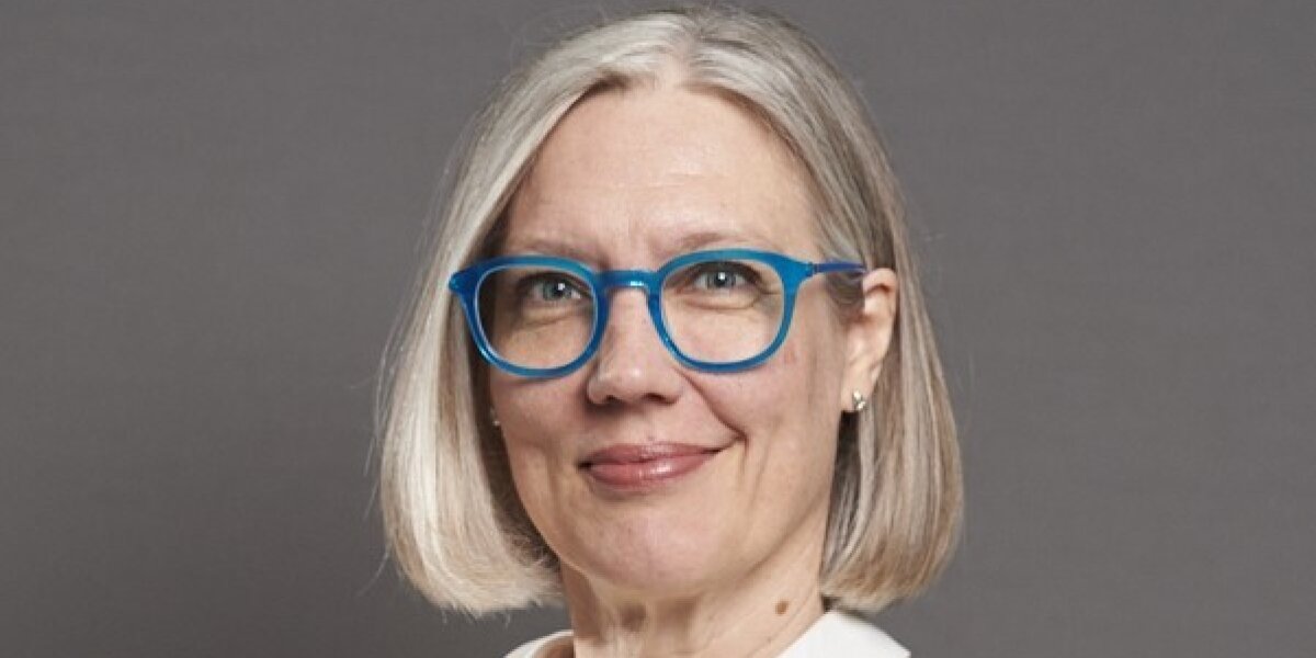 A portrait photo of Professor Ester Hammond