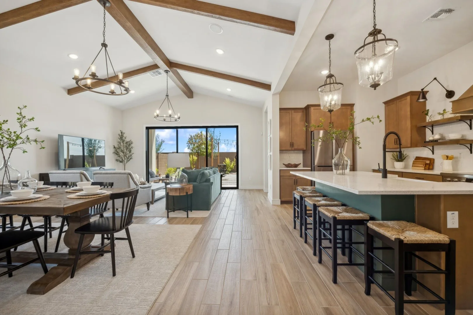 Edgewood Villas Pasadena Great Room Farmhouse Palette 2 Level 2