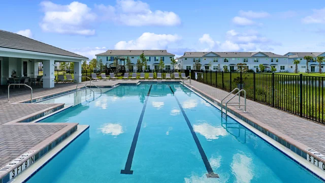 193999_Salerno Reserve_Salerno Reserve Amenity Pool_ Website Crop