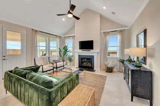 Westland Ranch 60 Tuscaloosa great room Classic Palette 6 Level 1