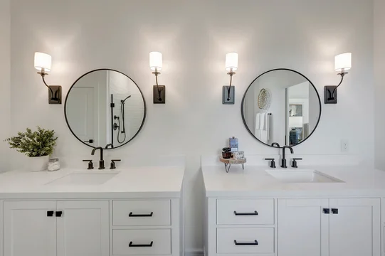 Waverly Place Geneva primary bath Farmhouse Palette 6 Level 1
