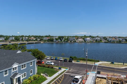 Views at Northshore Unit 301