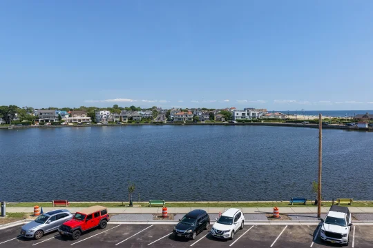 Views at Northshore Unit 209