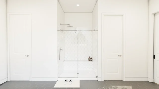 Primary Bath SHW Dallas Elevon 3 Estates Austin SPEC 2 Base Palette 3 Furnished