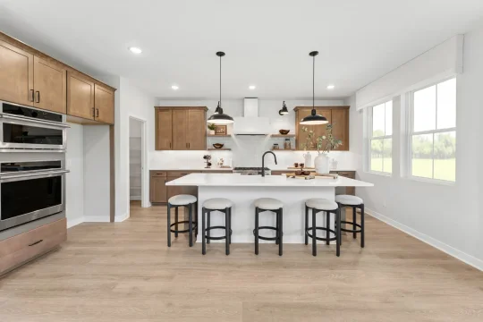 Estates at Riverfield Reserve Oban Kitchen Farmhouse Palette 5 Level 1
