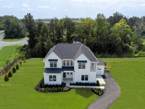 Hoadly Falls Zurich Exterior FA Farmhouse Palette 8 Level 3 European Farmhouse