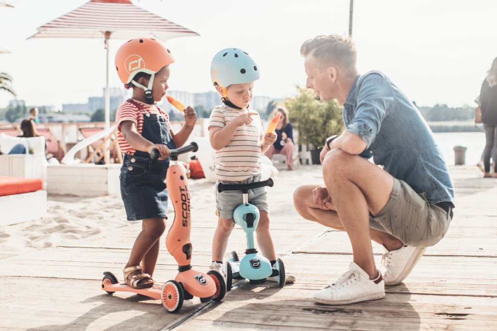 Scoot and Ride Highwaykick 1 2 in1 kickboard with seat - peach