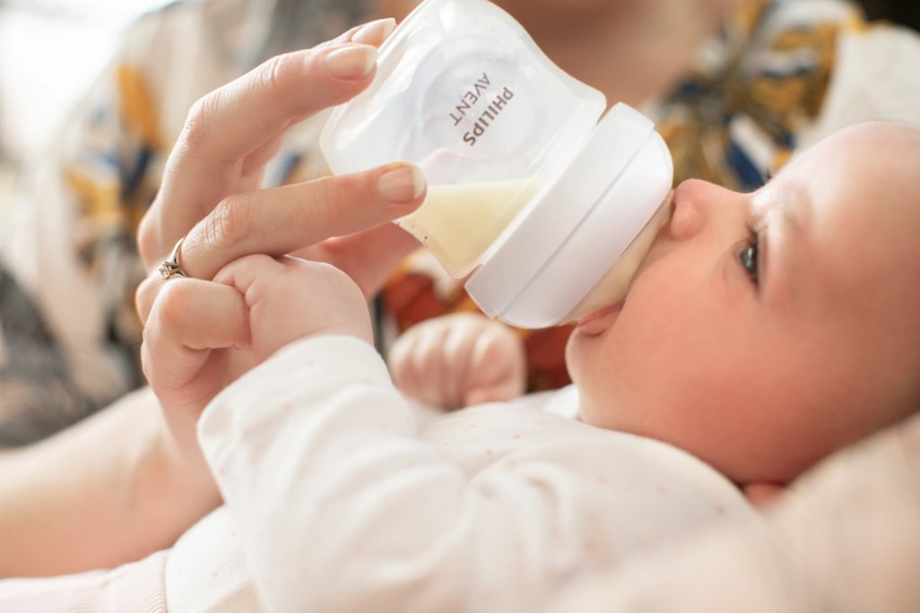Avent Natural Response, biberon de sticlă, 120ml, tetină 0 luni+