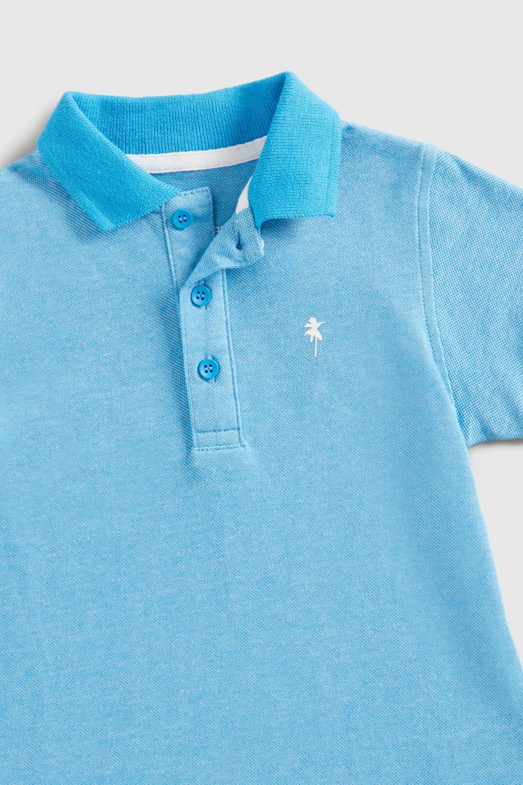 set tricou polo și pantaloni scurți din denim