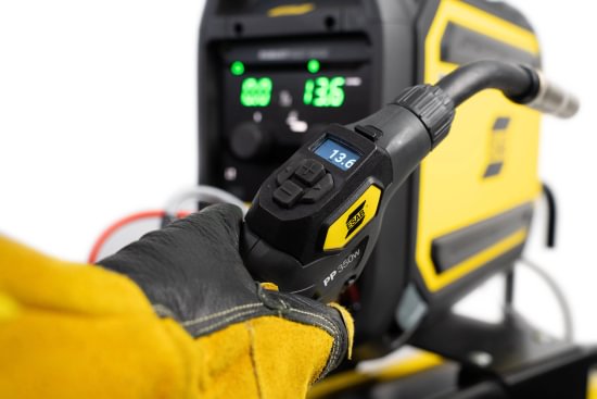 ESAB_Exeor_PP_350w_Inline_Push-pull_Torch_low.jpg
